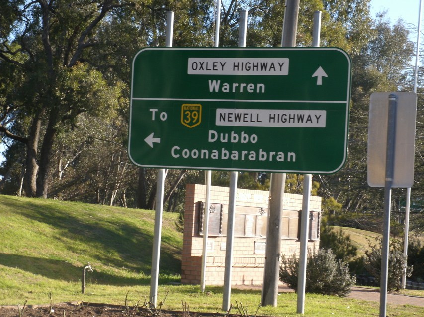 Oxley-NewellHGWYJunctionGilgandra.JPG